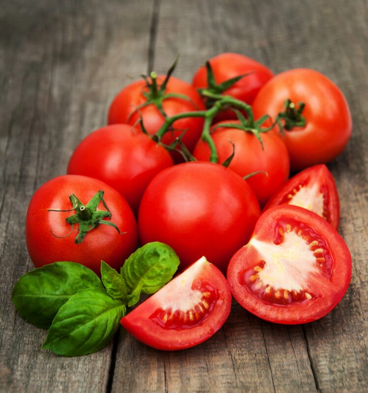 Domates: Çiğ mi, pişmiş mi?