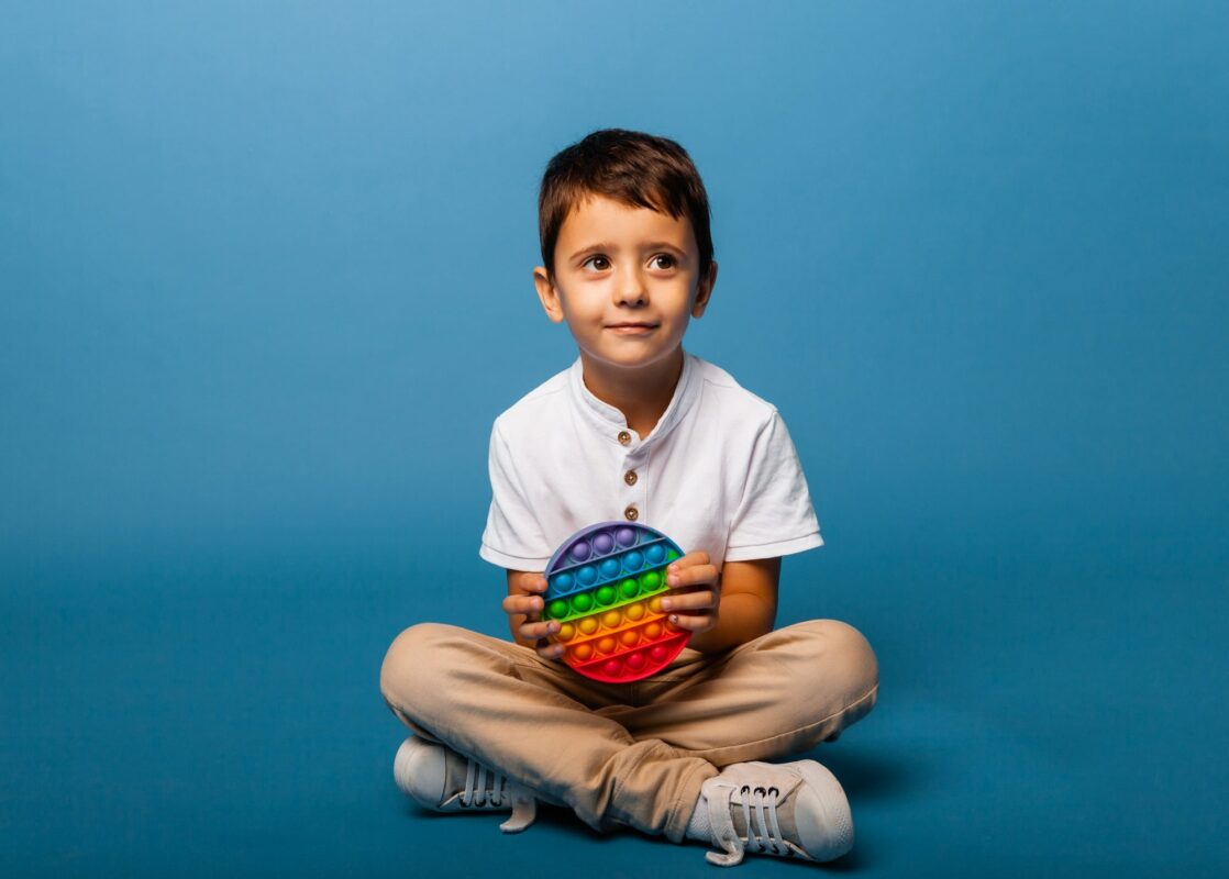 Otizmli Bireylerin Aileleri İçin Destek Rehberi