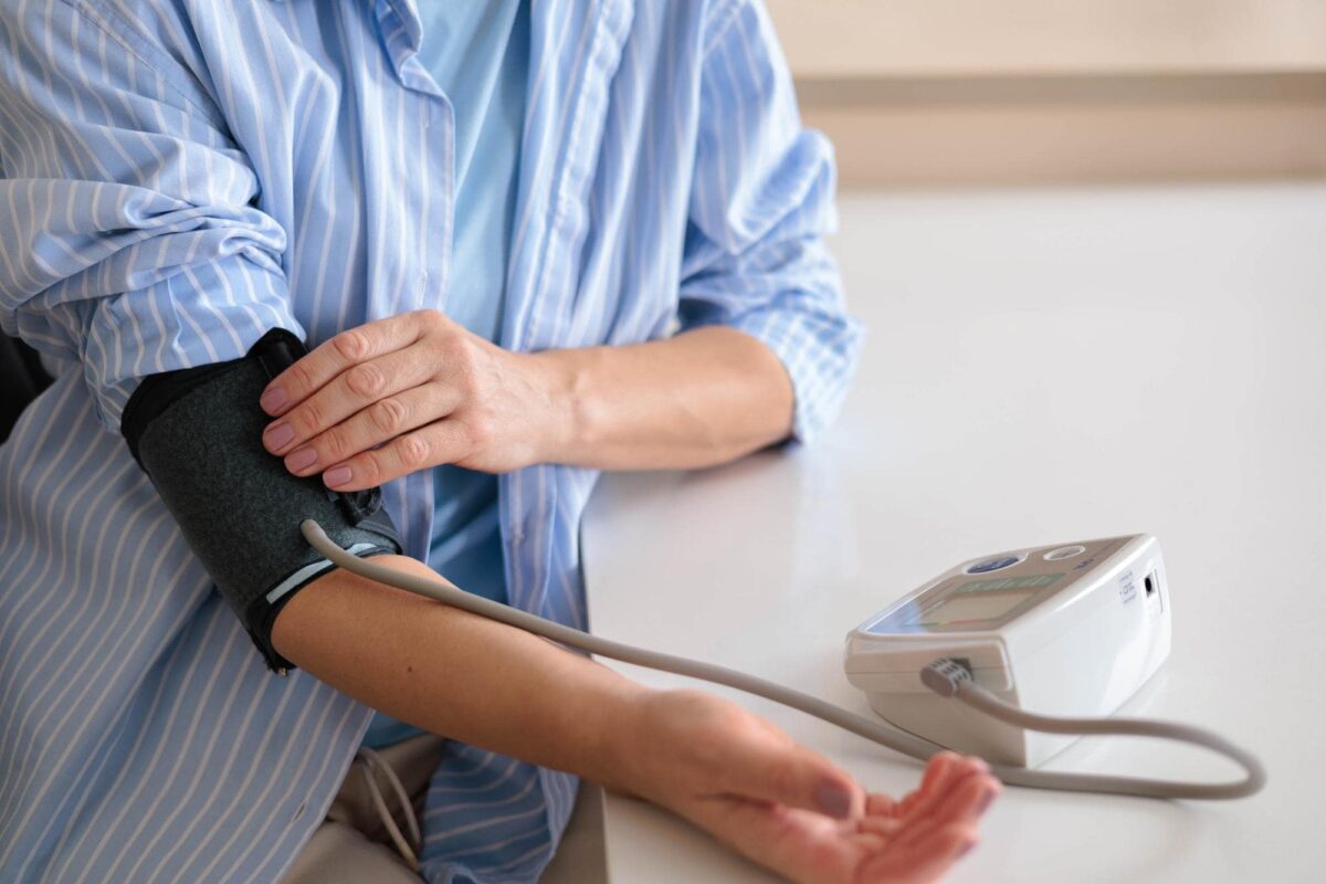 Yüksek Tansiyon (Hipertansiyon): Sessiz Tehlike ve Kontrol Altına Alma Yolları