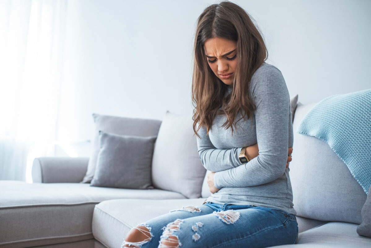 Gaz Neden Sıcak Gelir? Sıcak Osuruk Hissi Hakkında Merak Edilenler