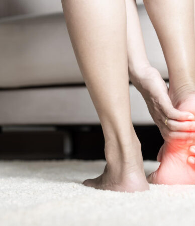 Topuk Dikeni: Nedenleri, Belirtileri ve Tedavisi